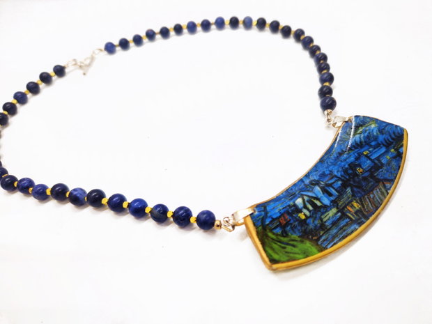 Colier "Van Gogh-Blue Houses" din fragment de portelan, argint si Lapis Lazuli