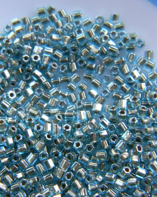 Margele TOHO hexagonale - 11/0 - TH11-990