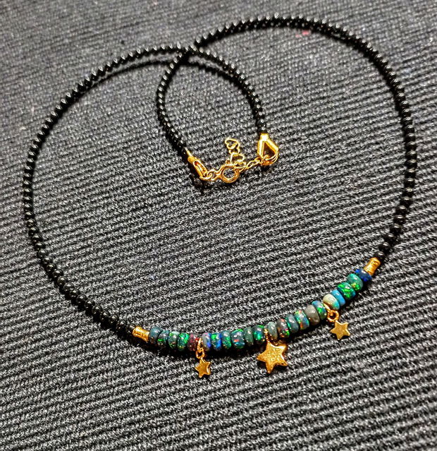 Colier vermeil opal de foc etiopian spinel negru charmuri stele argint placat cu aur minimalist boho chic trendy cadou - Transport gratuit