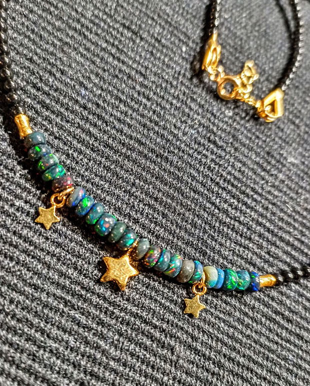 Colier vermeil opal de foc etiopian spinel negru charmuri stele argint placat cu aur minimalist boho chic trendy cadou - Transport gratuit