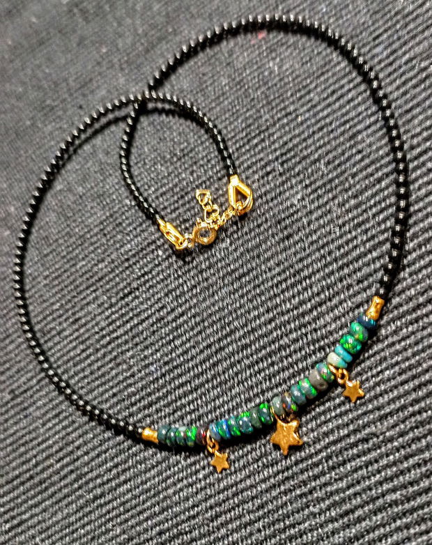 Colier vermeil opal de foc etiopian spinel negru charmuri stele argint placat cu aur minimalist boho chic trendy cadou - Transport gratuit