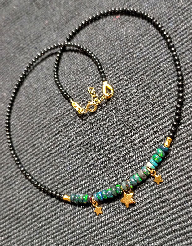 Colier vermeil opal de foc etiopian spinel negru charmuri stele argint placat cu aur minimalist boho chic trendy cadou - Transport gratuit