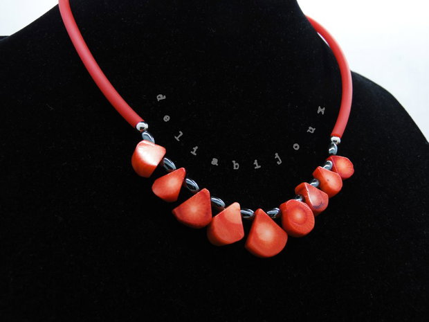 Colier handmade unicat - coral, hematit (cod1212)