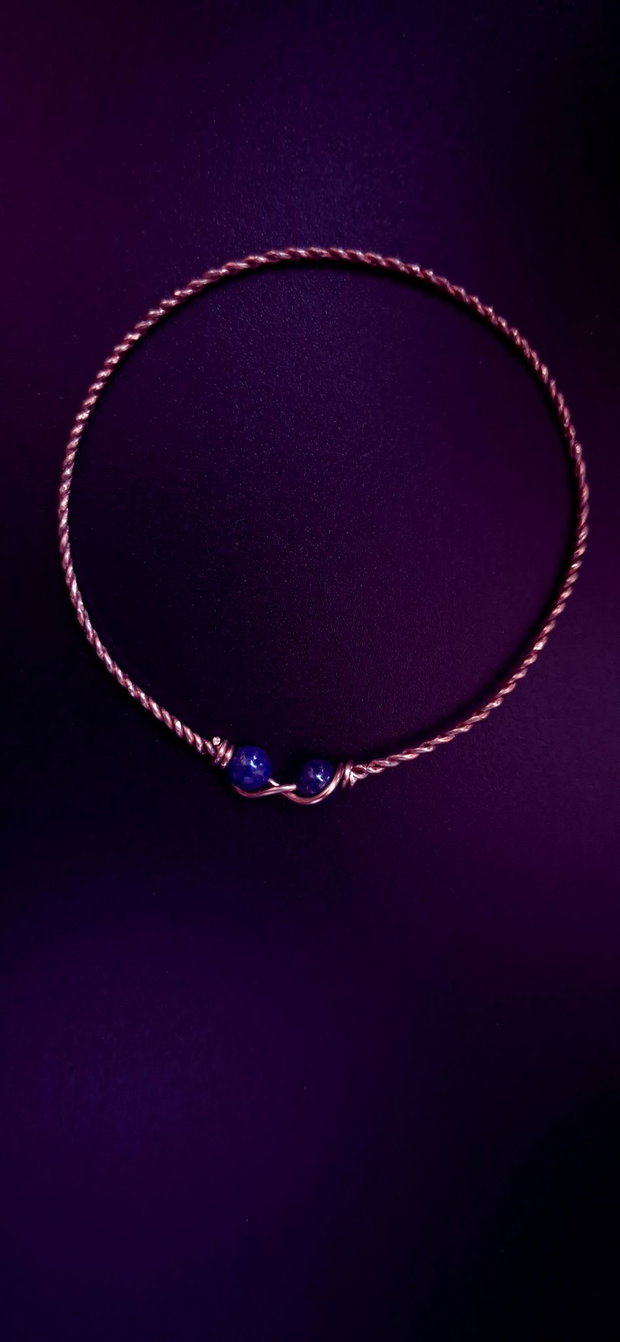 Bratara din cupru cu margele de lapis lazuli