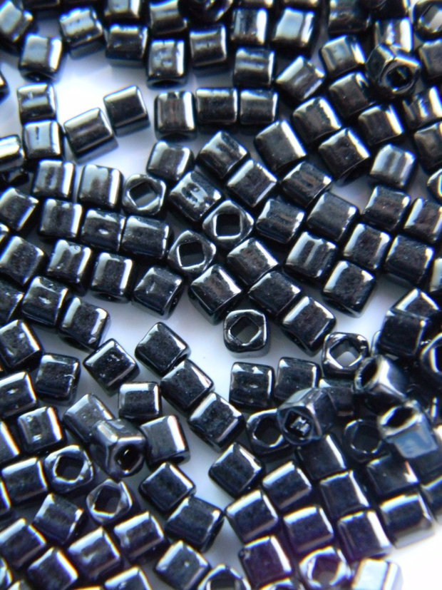 Margele TOHO cubice 3 mm - TC3-49