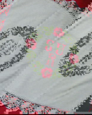 Husa  mica broderie dantela
