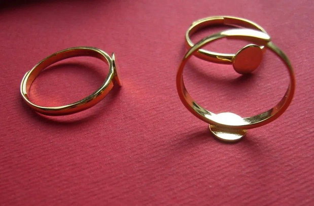 Baza inel reglabila din argint .925 aurit cu platou rotund de 7,8 mm