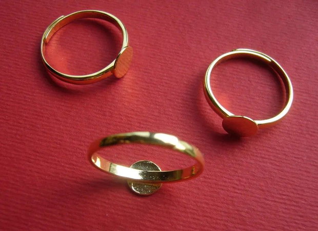 Baza inel reglabila din argint .925 aurit cu platou rotund de 7,8 mm