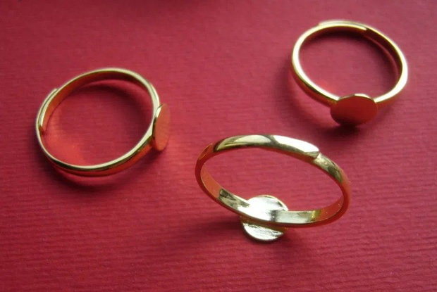 Baza inel reglabila din argint .925 aurit cu platou rotund de 7,8 mm