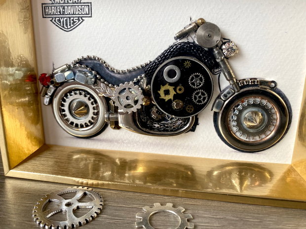 Motocicleta model Harley Davidson Cod M 681・Cadouri originale pentru barbati・Cadouri pentru ziua de nastere・Cadou 8 martie