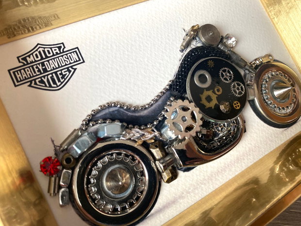 Motocicleta model Harley Davidson Cod M 681・Cadouri originale pentru barbati・Cadouri pentru ziua de nastere・Cadou 8 martie