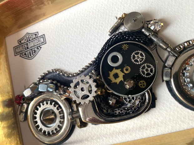 Motocicleta model Harley Davidson Cod M 681・Cadouri originale pentru barbati・Cadouri pentru ziua de nastere・Cadou 8 martie