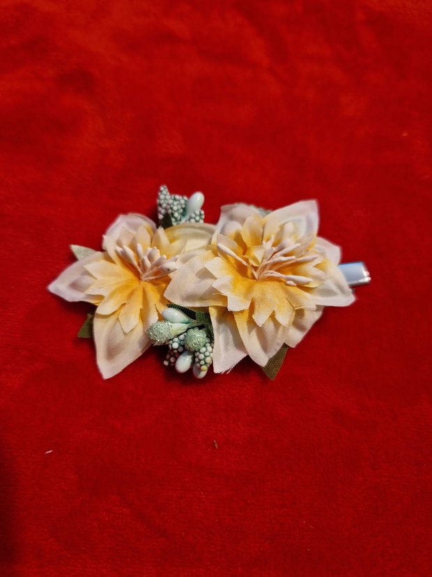 Cleme par buchetel floral
