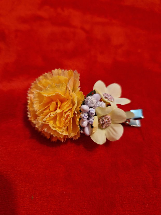 Cleme par buchetel floral