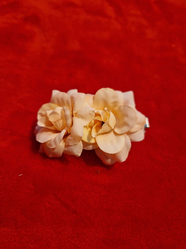 Cleme par buchetel floral