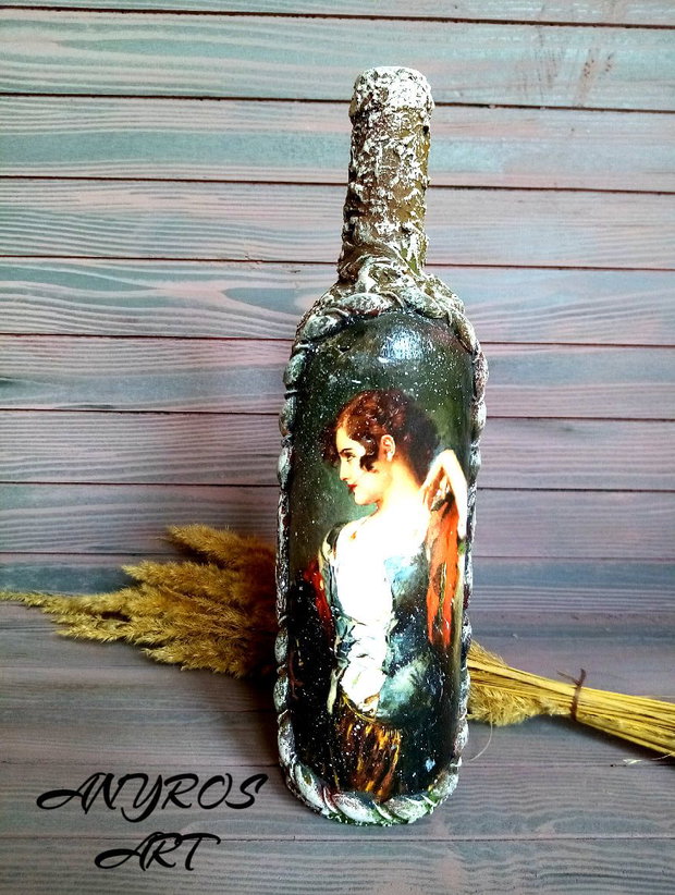 Set cadou-tava din lemn +sticla de vin 00365