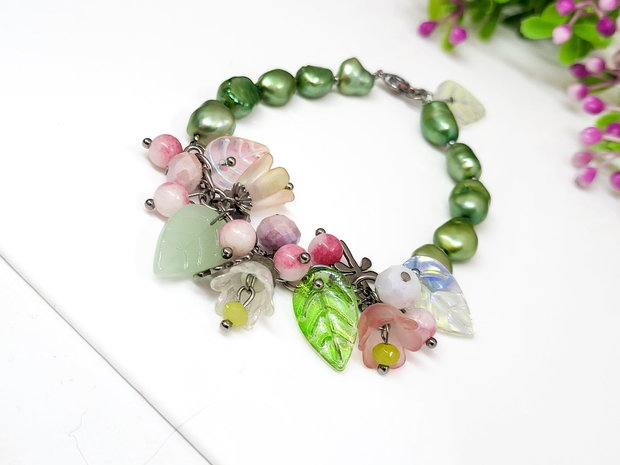 Bratara perle de cultura /floral de primavara-vara