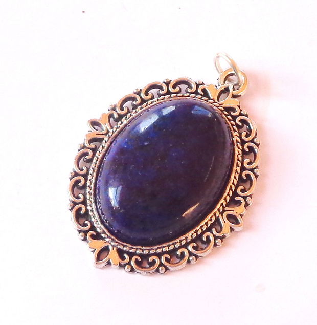 Pandantiv lapis lazuli