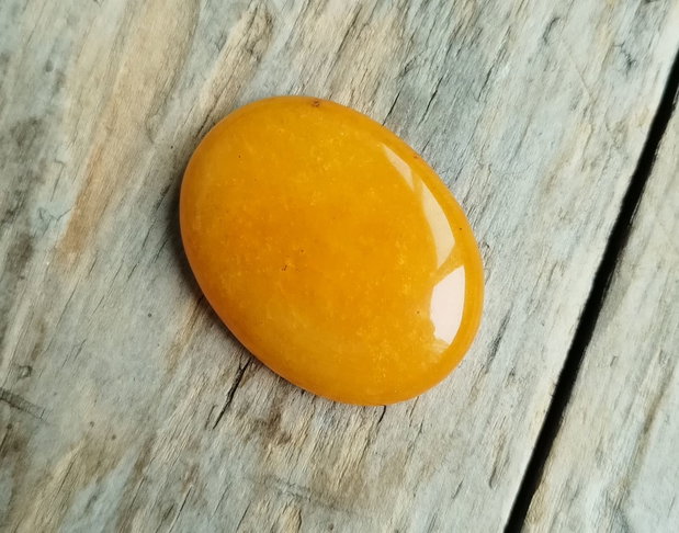 Cabochon jad galben, 40*30*7 mm