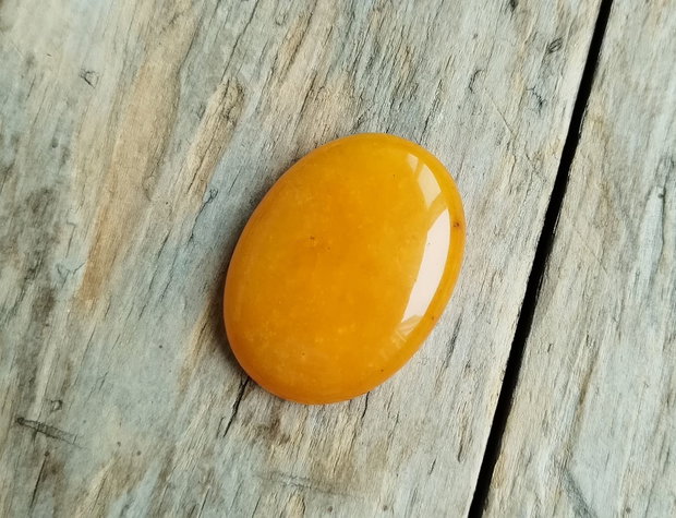 Cabochon jad galben, 40*30*7 mm