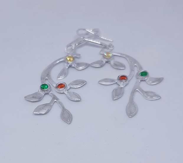 Cercei unicat, crengute de argint pur cu bobite multicolore de cubic zirconia