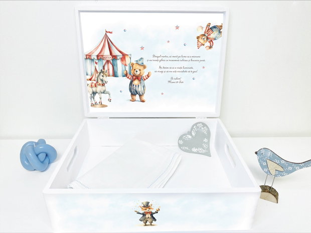 Cutie trusou botez - La circ