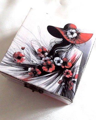 cutie lemn decorata 48117