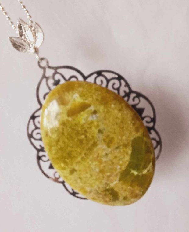 Opal verde Madagascar