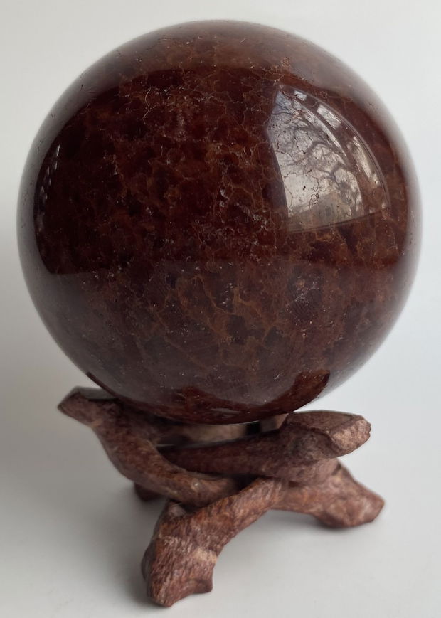 Cuart Capsuna Rosu - sfera din piatra semipretioasa
