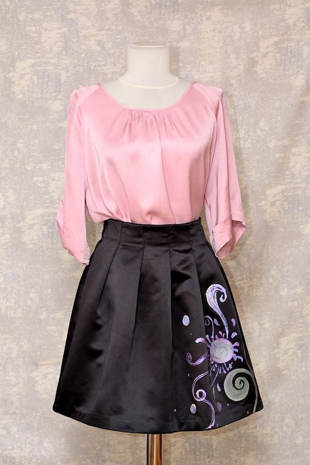 Fusta neagra, pictata manual, unicat, Joy Collection