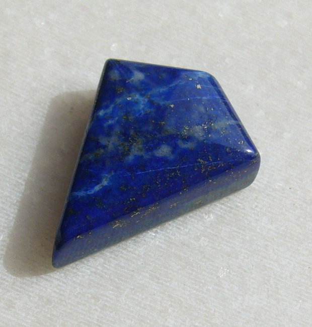 Lapis lazuli cabochon aprox 23.5x18x6.5 mm