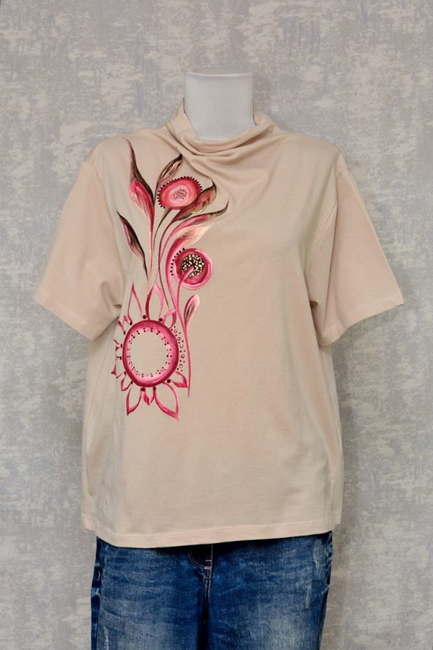 Tricou pictat manual, unicat