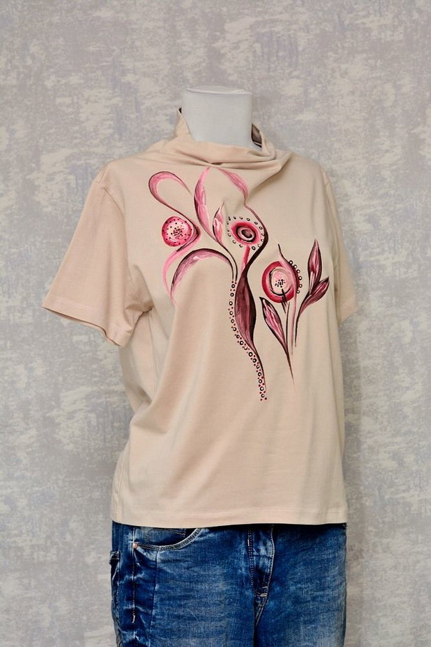 Tricou pictat manual, unicat