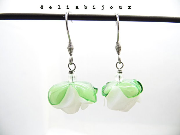 Cercei statement handmade unicat - PET-uri (plastic) reciclate - flori (cod1220)