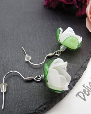 Cercei statement handmade unicat - PET-uri (plastic) reciclate - flori (cod1220)