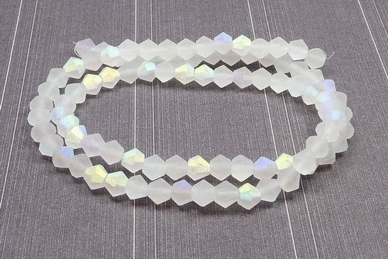 Cristale din sticla, biconice, frosted, AB, 4 mm, albe-JM-A06-A13