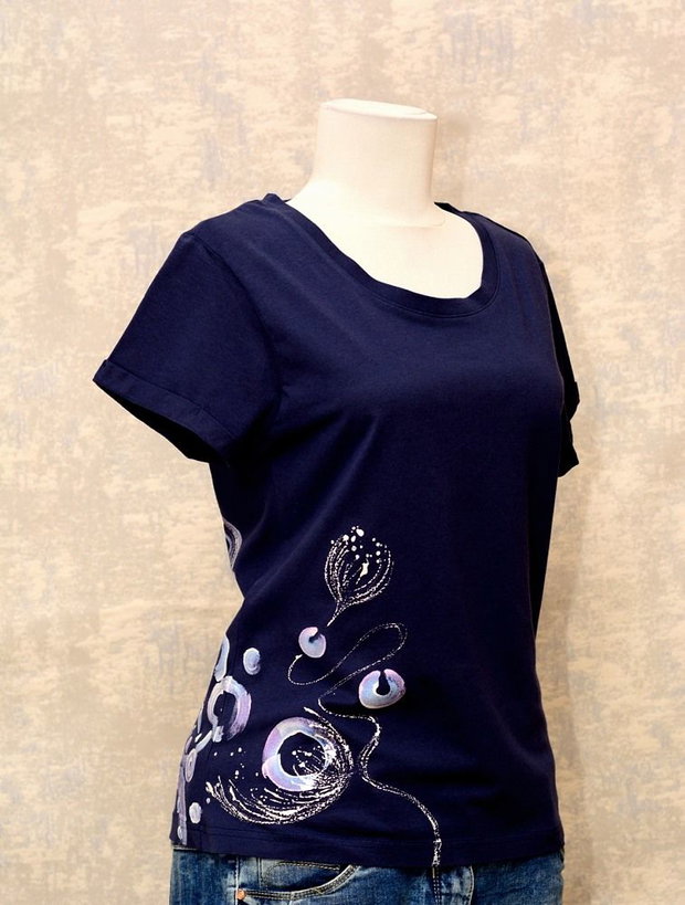 Tricou bleumarin, pictat manual, unicat
