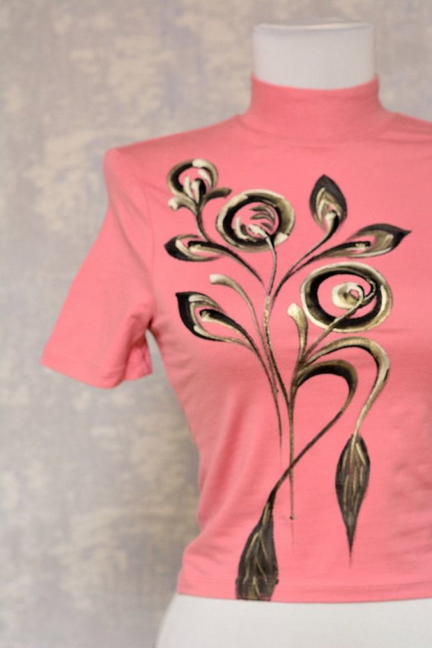 Tricou cu pictură florală, unicat