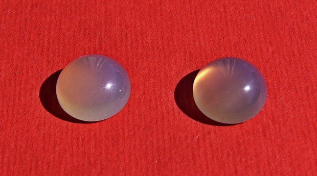 (2 bucati) Agata gri cabochon aprox 10x5 mm