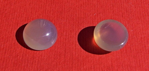 (2 bucati) Agata gri cabochon aprox 10x5 mm