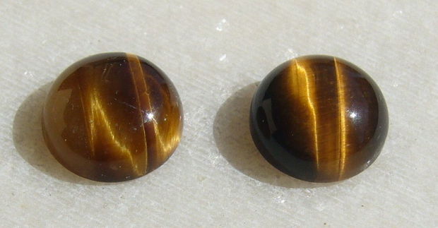 (2 bucati) Ochi de tigru cabochon aprox 10x5 mm