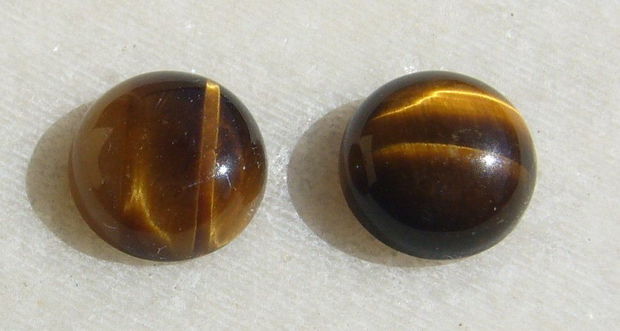(2 bucati) Ochi de tigru cabochon aprox 10x5 mm