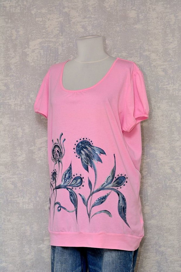 Tricou roz, pictat manual, unicat