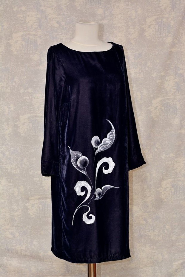 Rochie de catifea bleumarin, pictata, unicat