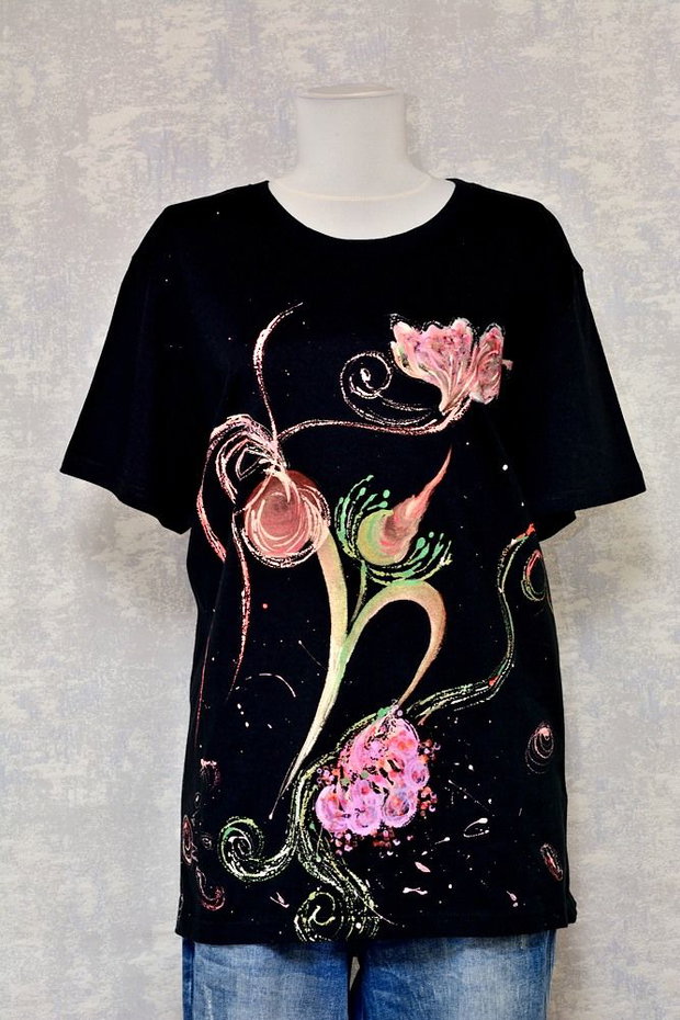 Tricou negru, pictat manual, unicat