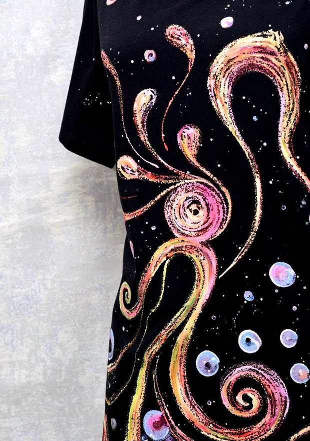 Tricou negru, pictat manual, Joy Collection