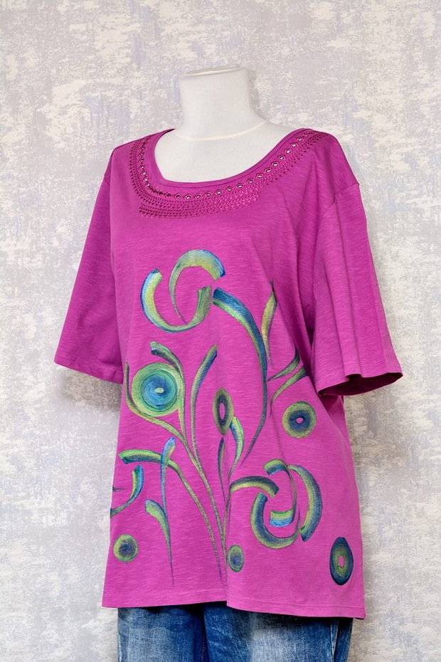Tricou pictat manual, unicat
