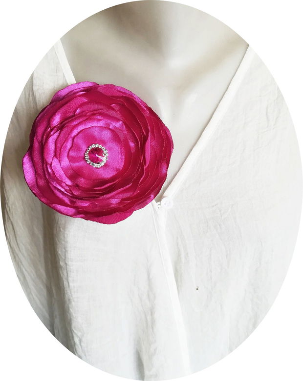 brosa floare ciclam cu cristale  12,5  cm