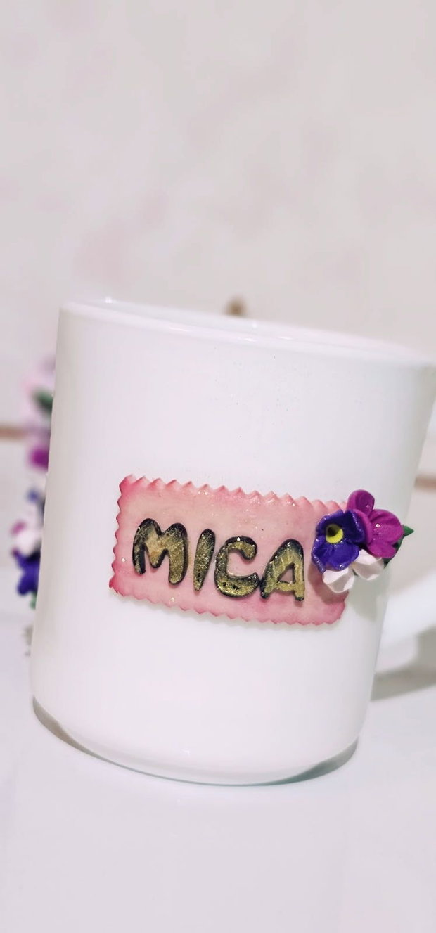Cana personalizata cu initiala din fimo