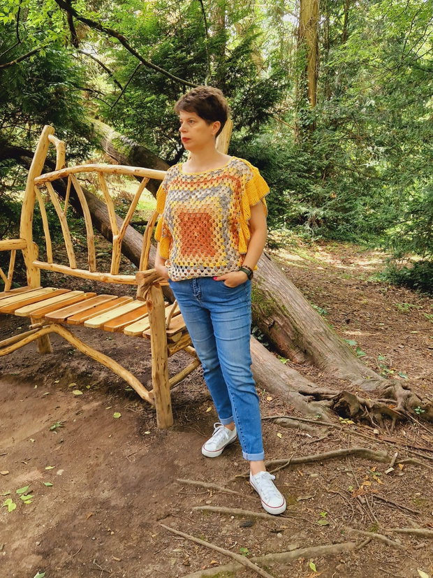 Top galben degrade cu volănașe